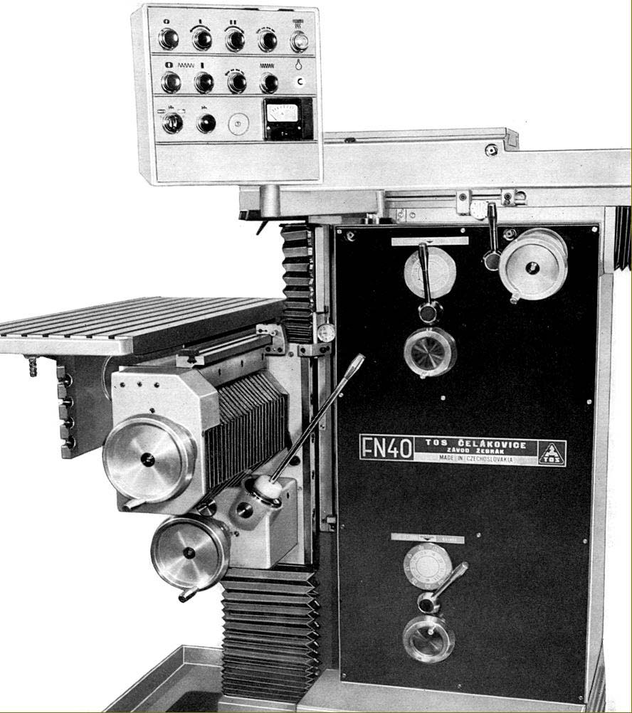 Фото універсального фрезерного верстата FN-40